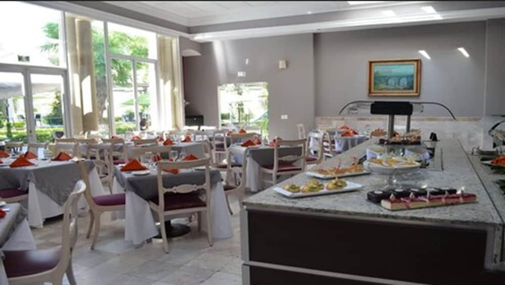 Plaza Camelinas Hotel Queretaro Bagian luar foto