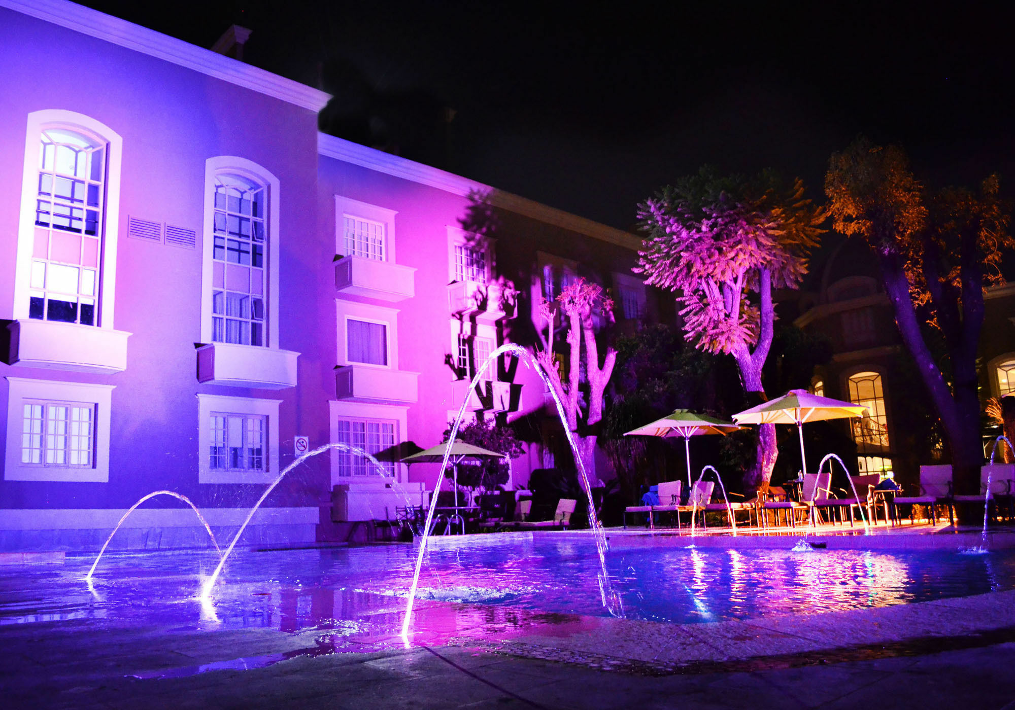 Plaza Camelinas Hotel Queretaro Bagian luar foto